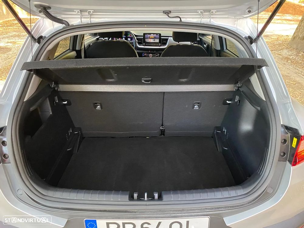 Kia Stonic 1.2 MPi Dynamic - 39