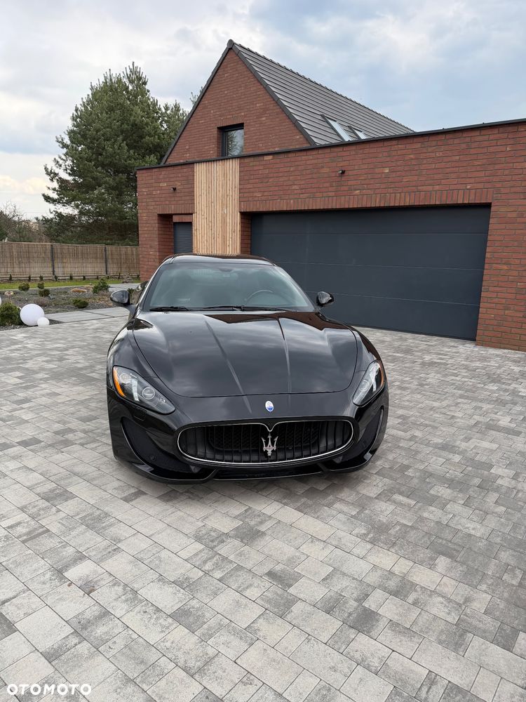 Maserati GranTurismo S Automat - 3