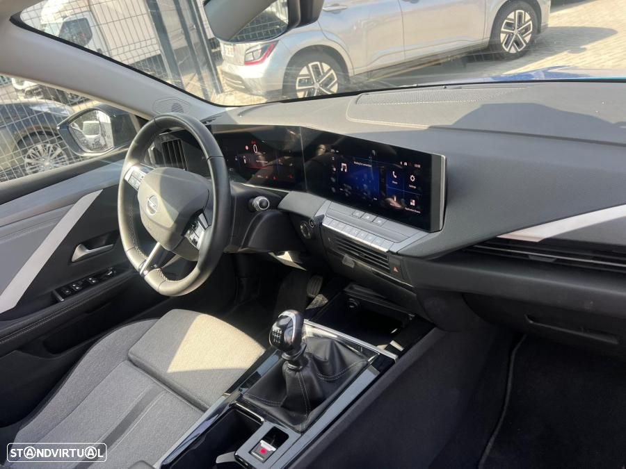 Opel Astra 1.2 T Elegance - 7