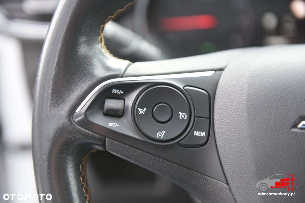 Opel Crossland X - 30