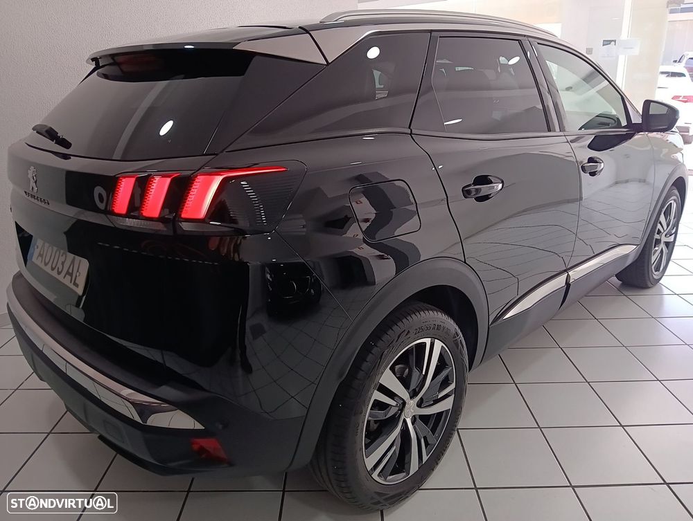 Peugeot 3008 1.6 BlueHDi Allure EAT6 J18 - 11