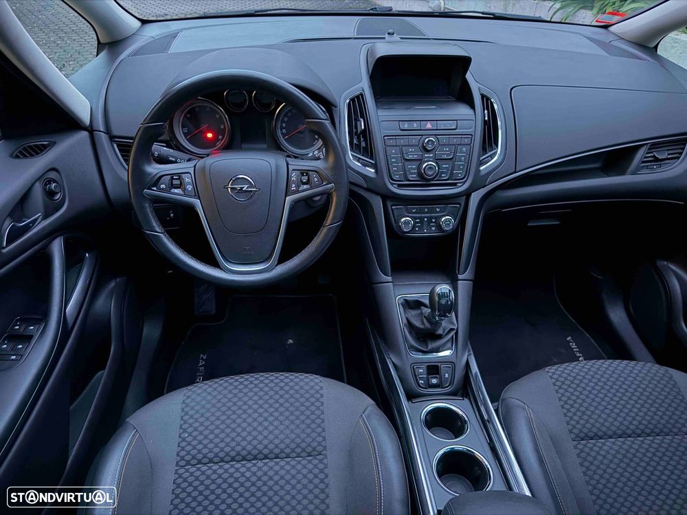Opel Zafira 1.6 CDTi Executive - 28