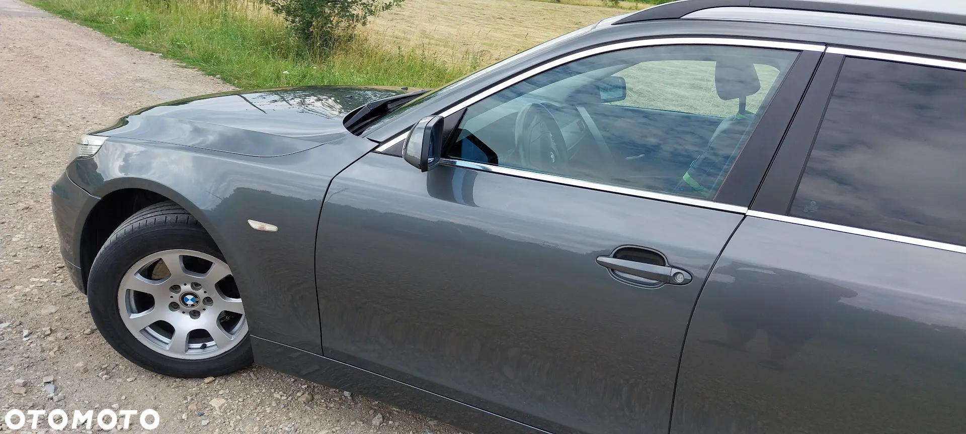 BMW Seria 5 523i - 4