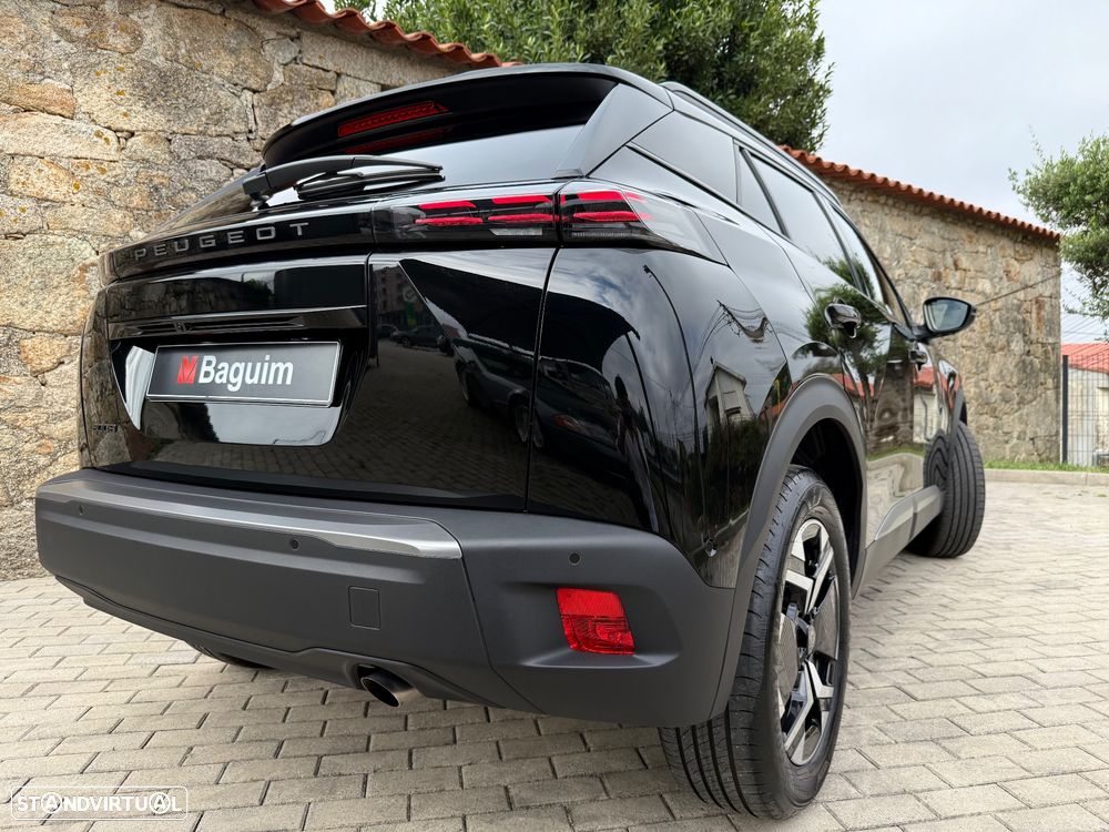 Peugeot 2008 1.2 PureTech Allure - 4