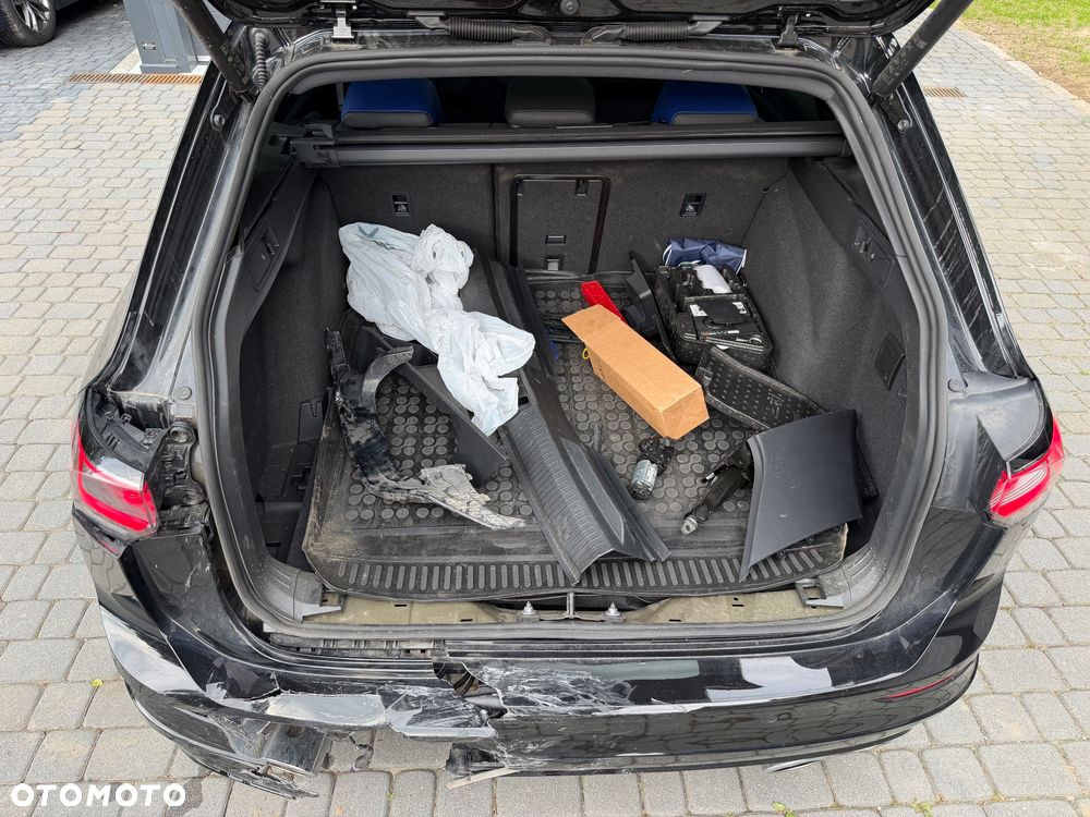 Volkswagen Golf 2.0 TSI 4Motion R Black Edition DSG - 10