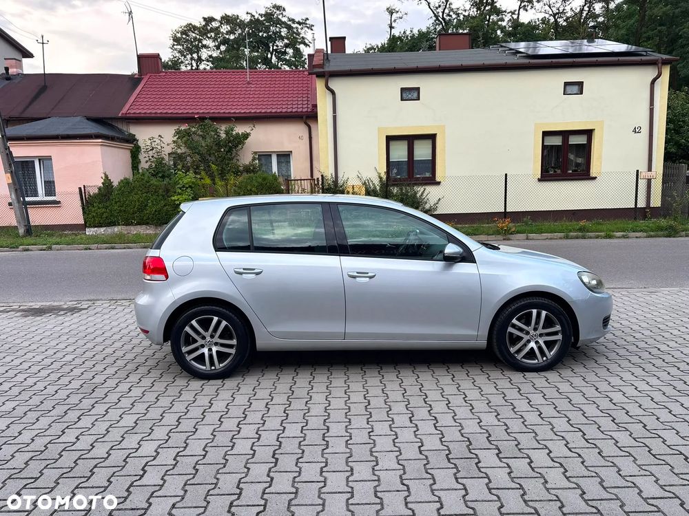 Volkswagen Golf - 11