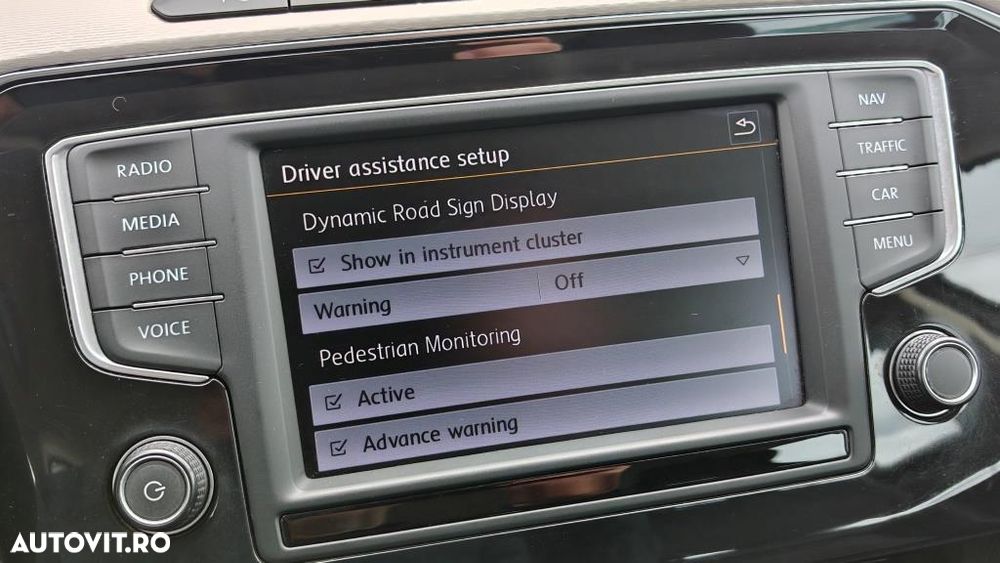 Volkswagen Passat 2.0 TDI SCR DSG Highline - 19