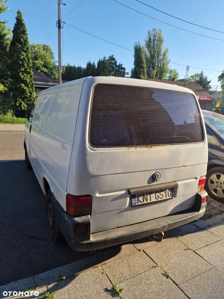 Volkswagen Transporter - 4