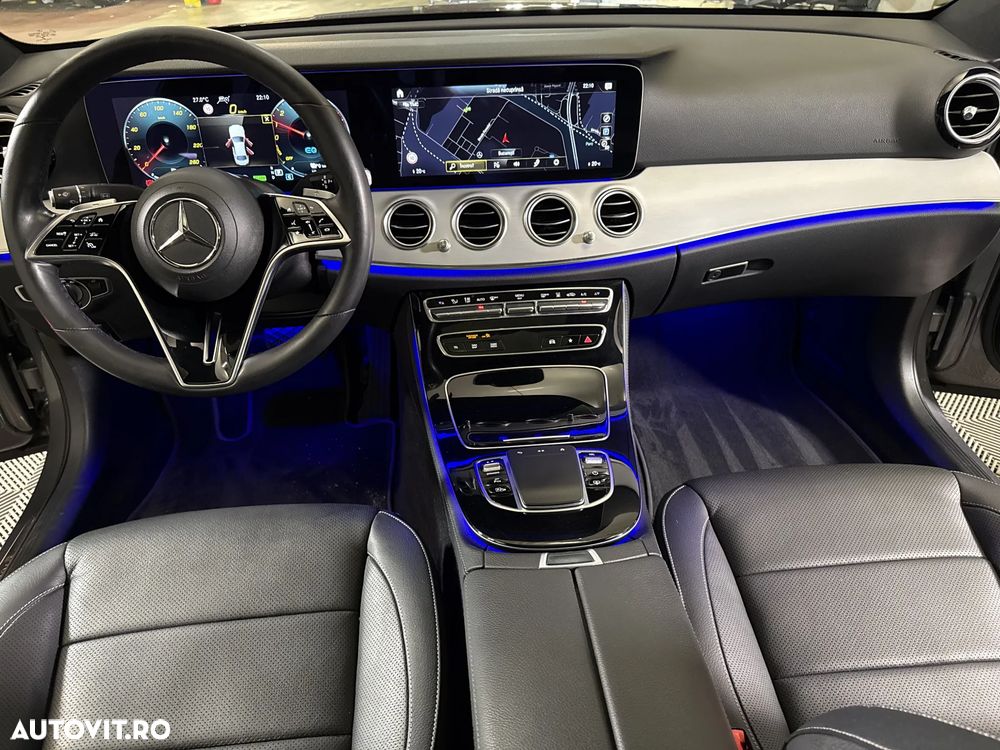 Mercedes-Benz E - 10