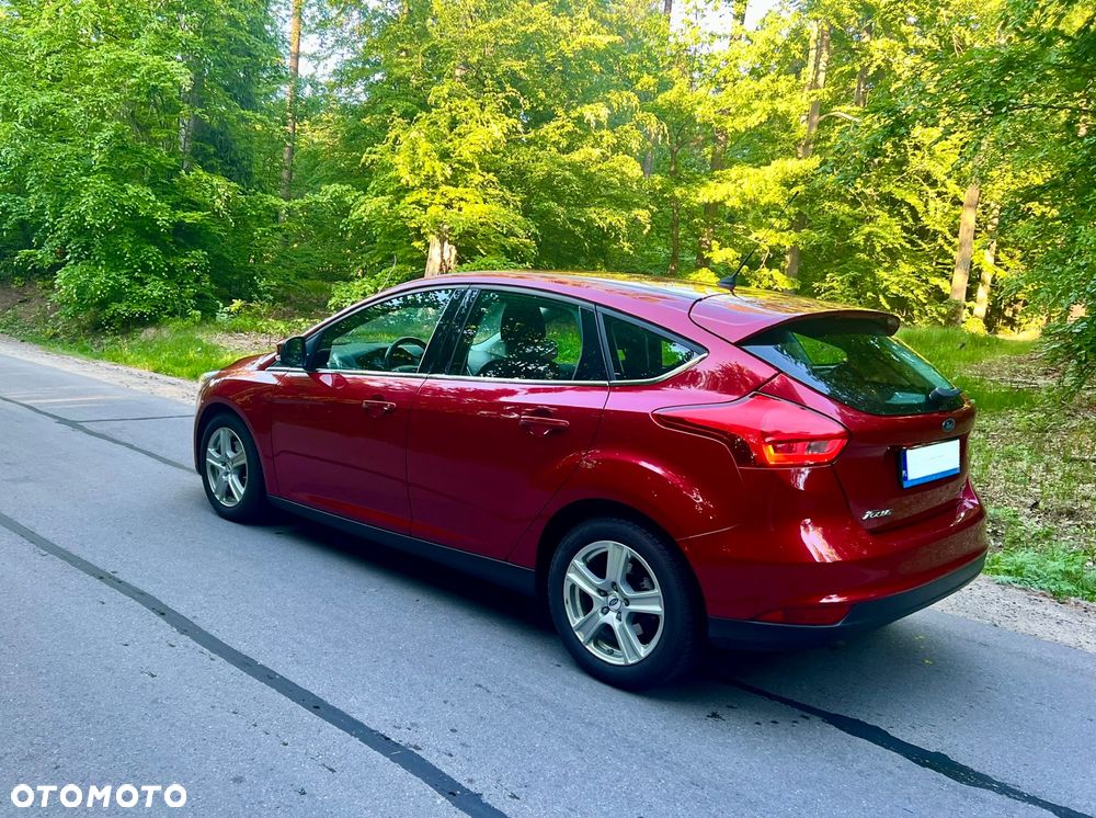 Ford Focus 1.0 EcoBoost Trend - 9