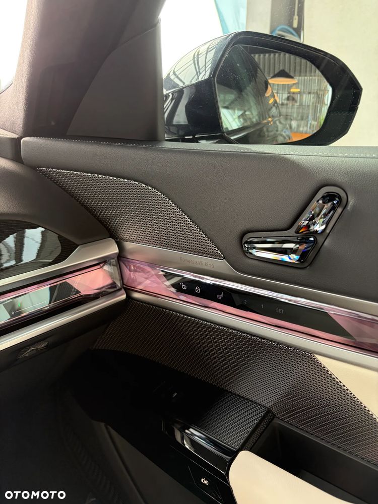 BMW Seria 7 740d xDrive mHEV sport - 22
