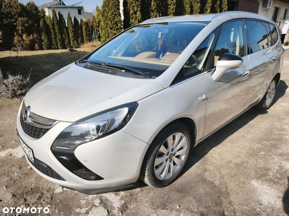 Opel Zafira - 1