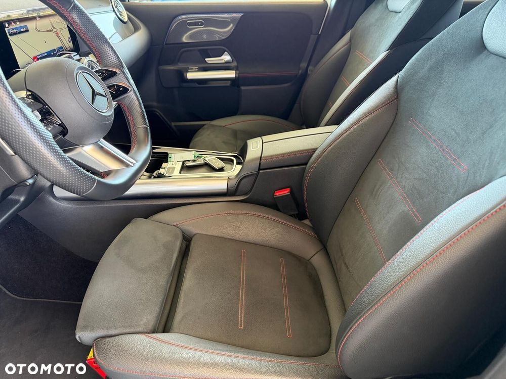 Mercedes-Benz GLA 200 AMG Line - 10