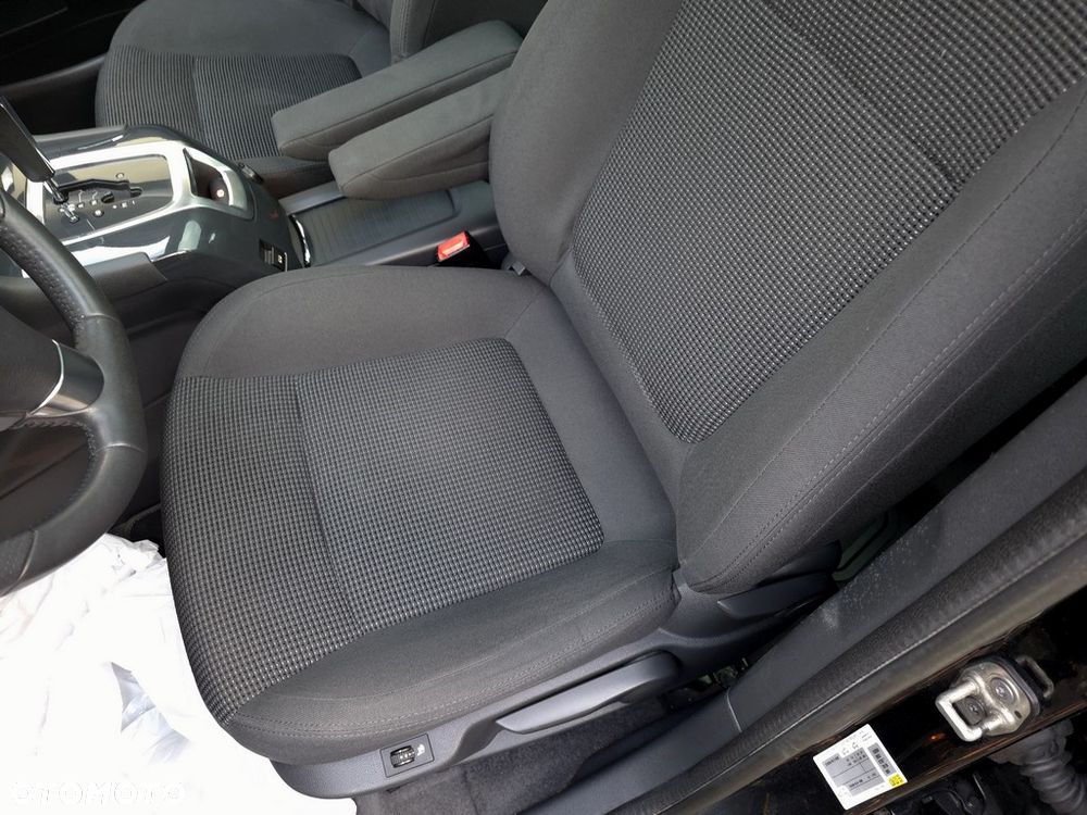 Peugeot 5008 - 12