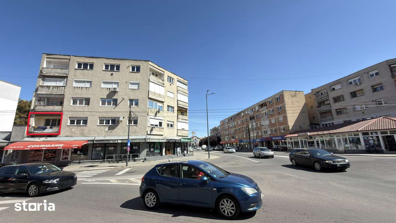 Apartament Ultracentral 3 camere Etaj I -Str. Mihai Viteazul 1- Carei — fotografia 1