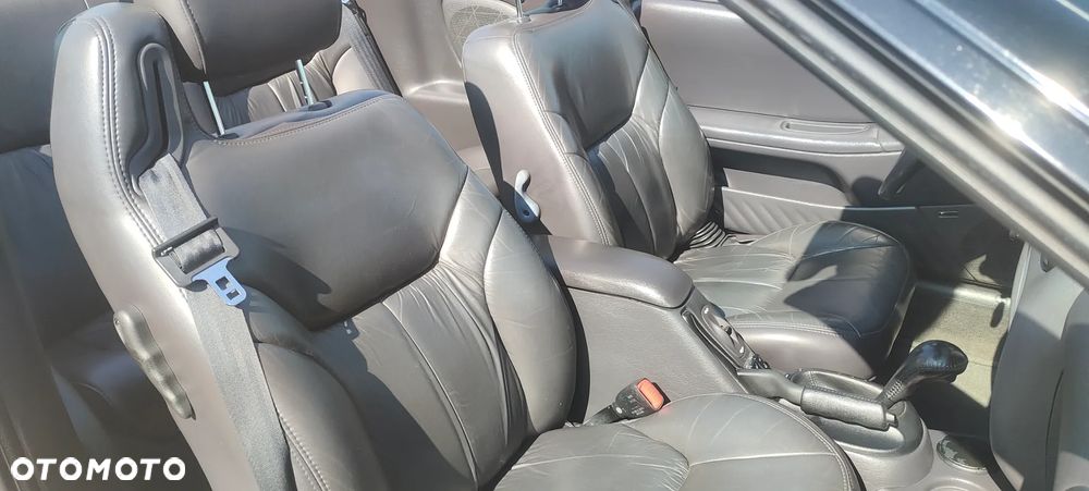 Chrysler Stratus LX 2.5 - 13