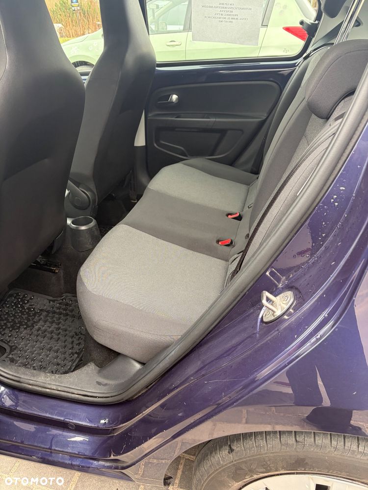 Volkswagen up! 1.0 move - 4