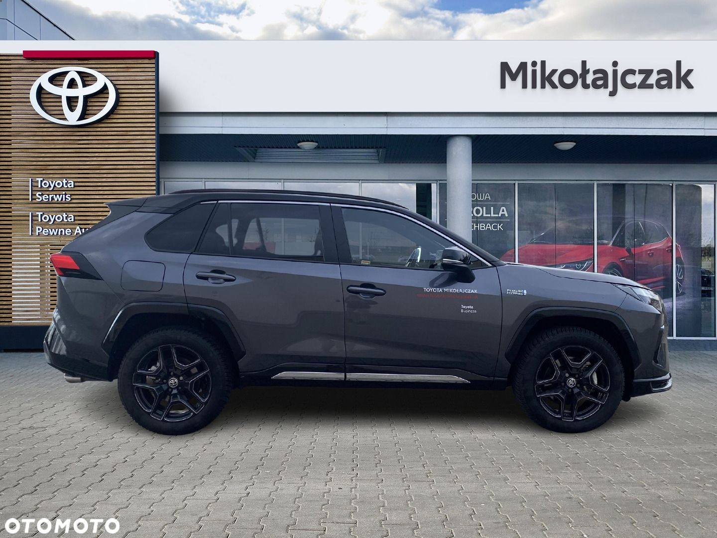 Toyota RAV4 - 10