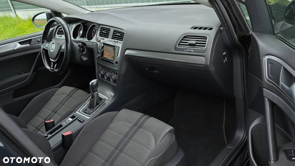Volkswagen Golf VII 1.6 TDI BMT Highline DSG - 26