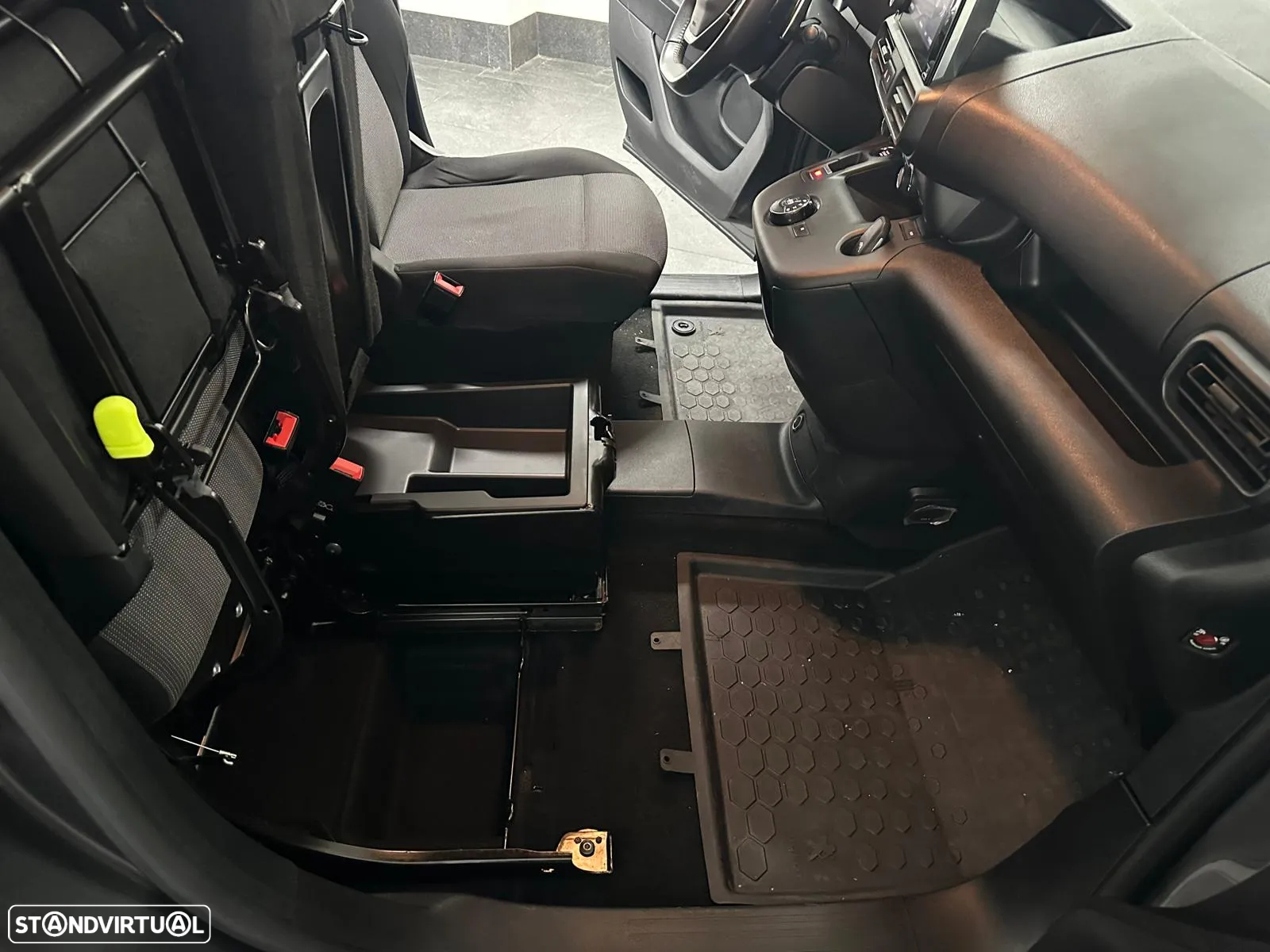 Peugeot Partner 1.5 Blue-HDi Asphalt L1 - 17