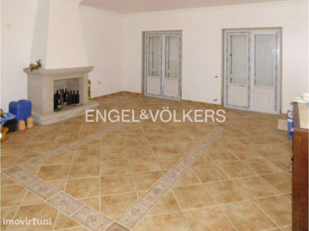 Moradia T6 em Belmonte + Terreno 5.000 metros quadrados - Grande imagem: 2/38