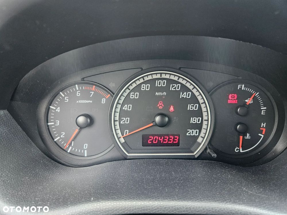 Suzuki Swift - 8