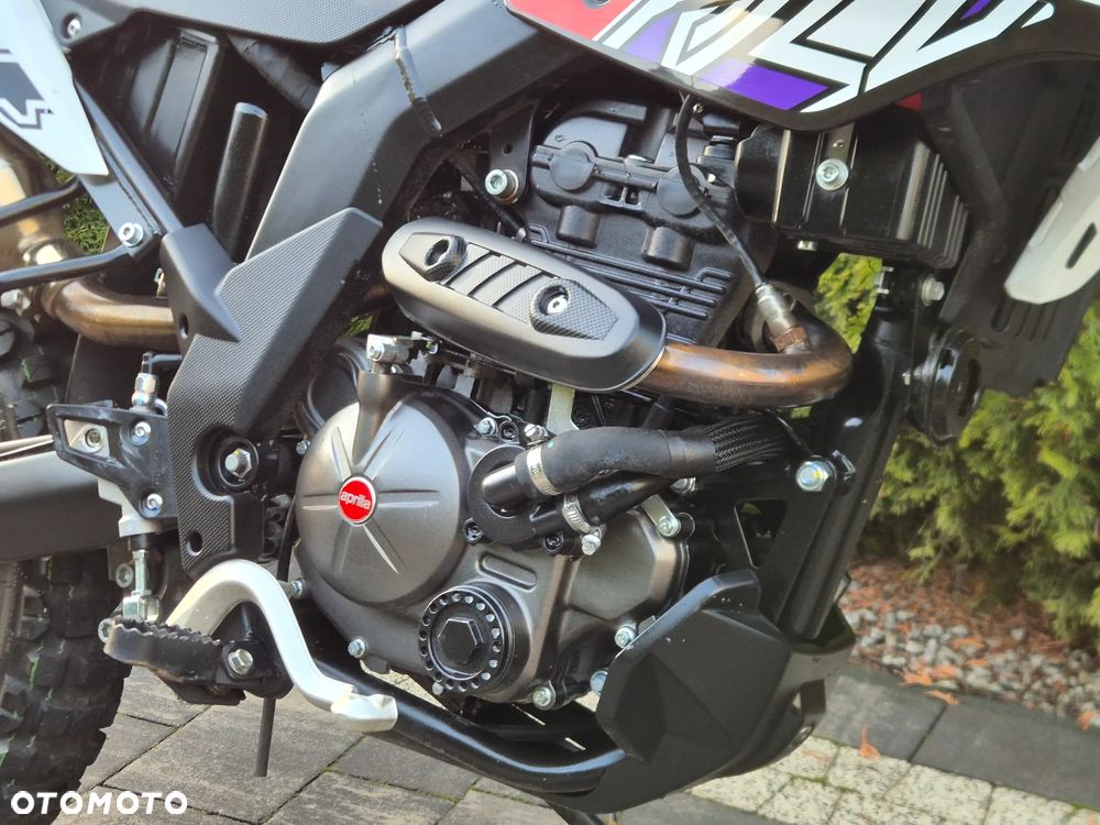 Aprilia RX - 9