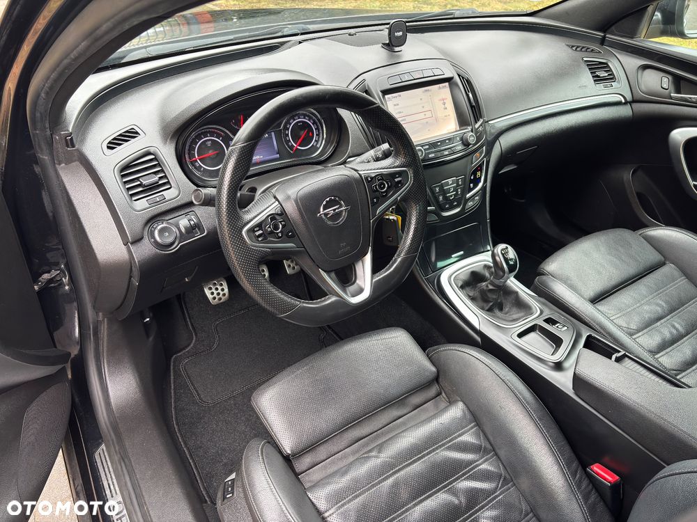 Opel Insignia 2.0 T Cosmo S&S - 8