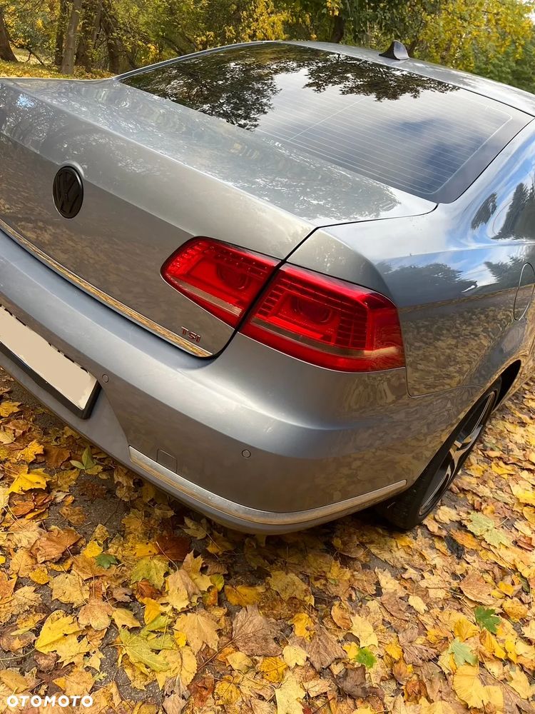 Volkswagen Passat 1.8 TSI Highline DSG - 9