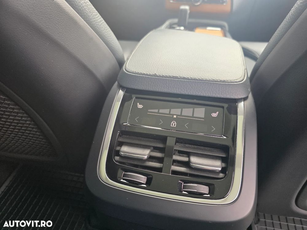 Volvo XC 90 D5 AWD Geartronic Inscription - 30