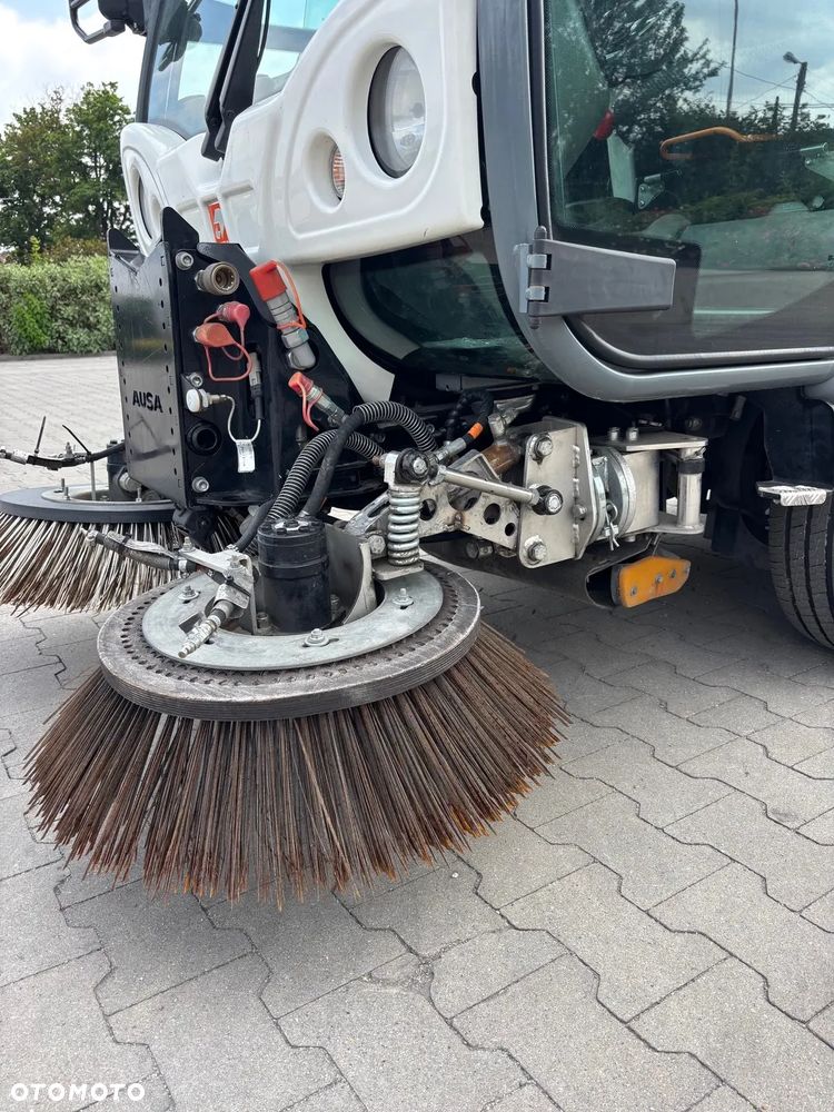 Schmidt AUSA B200H - 16
