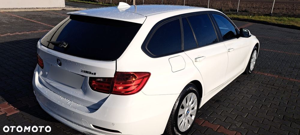 BMW Seria 3 318d - 2