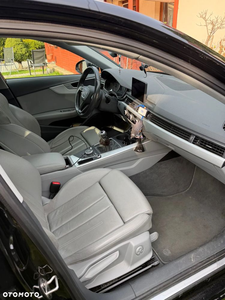 Audi A4 Avant 2.0 TDI - 12