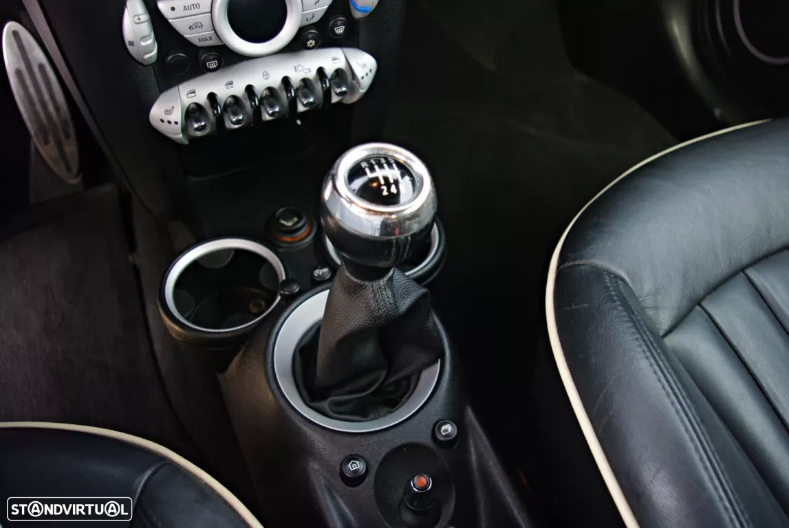 MINI Cabrio Cooper S - 32