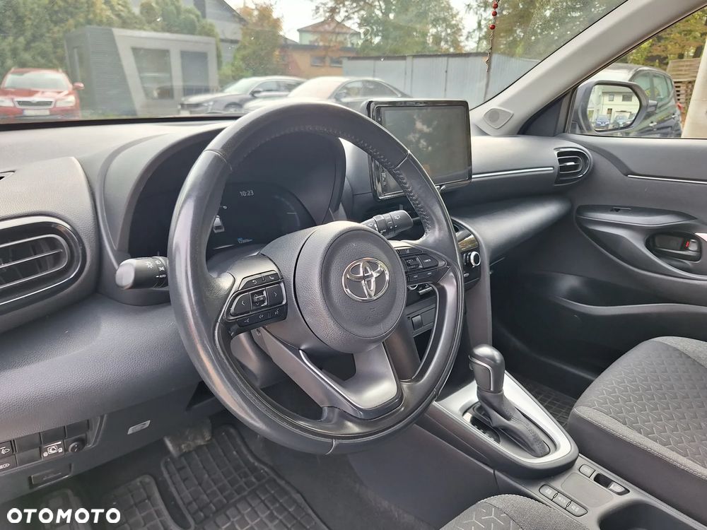 Toyota Yaris Cross Hybrid 1.5 Executive - 15