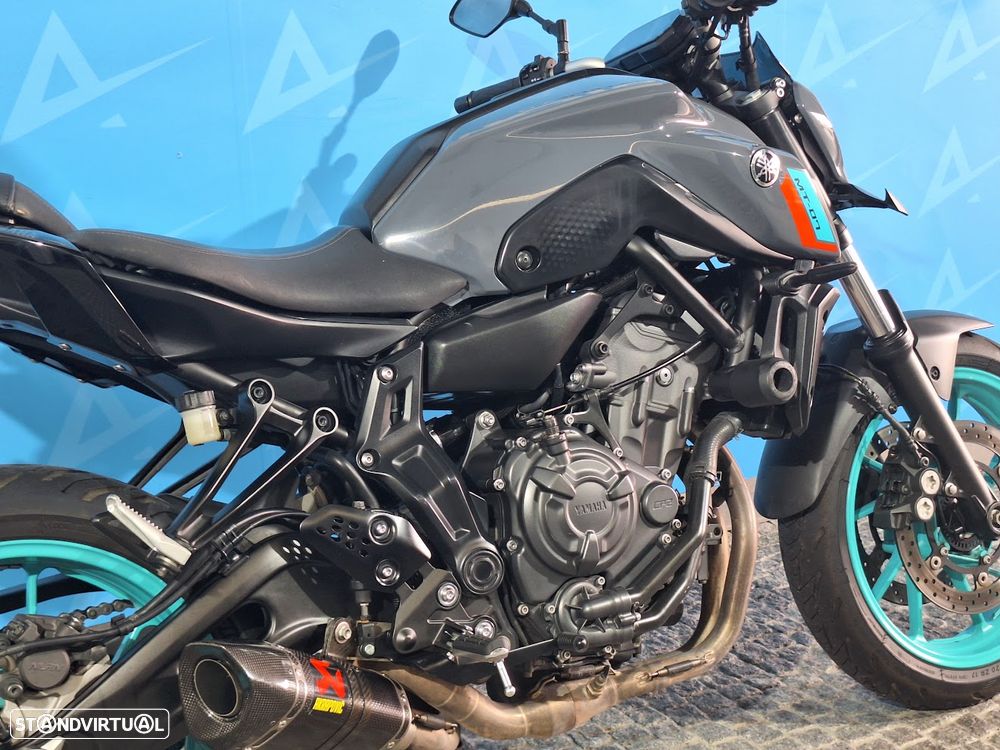 Yamaha MT-07 - 2