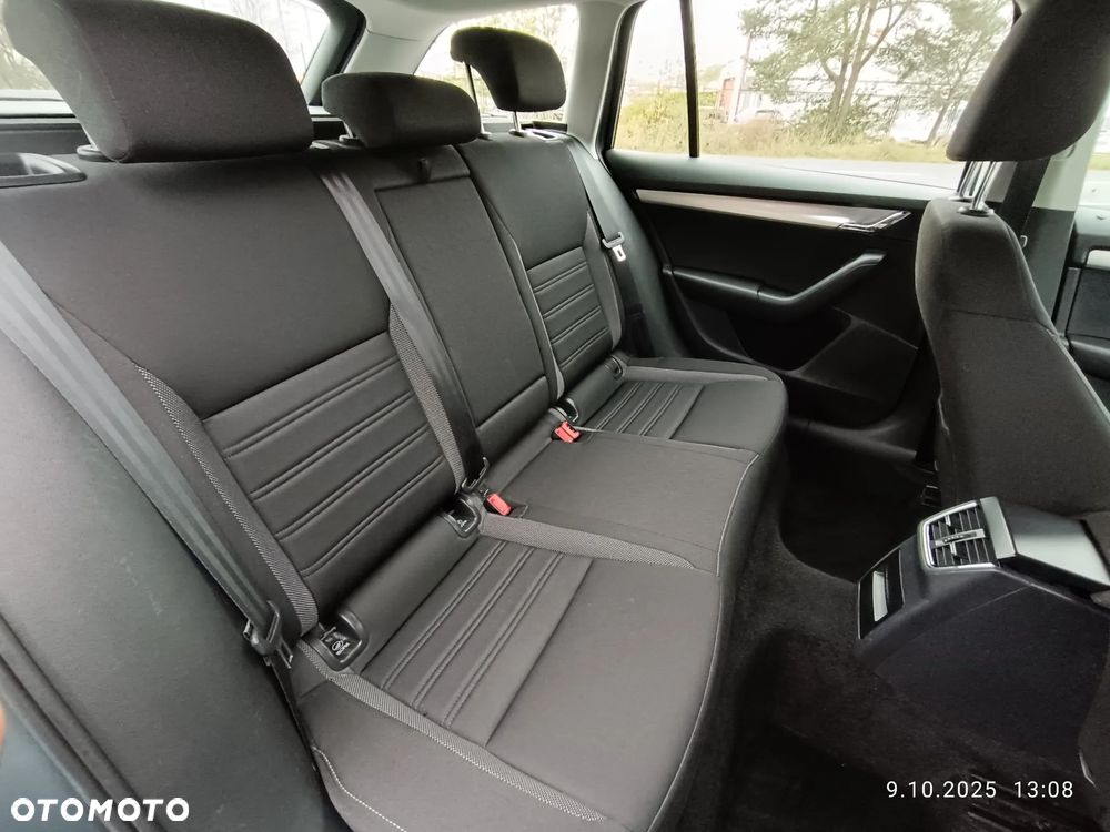 Skoda Octavia 1.5 TSI ACT Ambition - 9