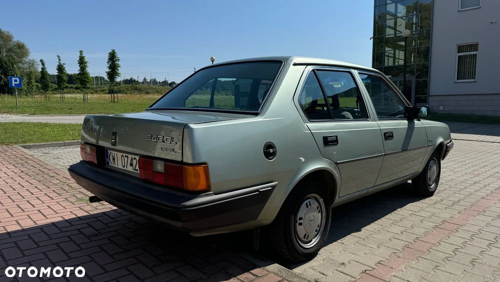 Volvo 340 1.6D DL Sedan - 8