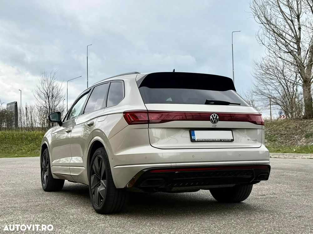 Volkswagen Touareg - 4
