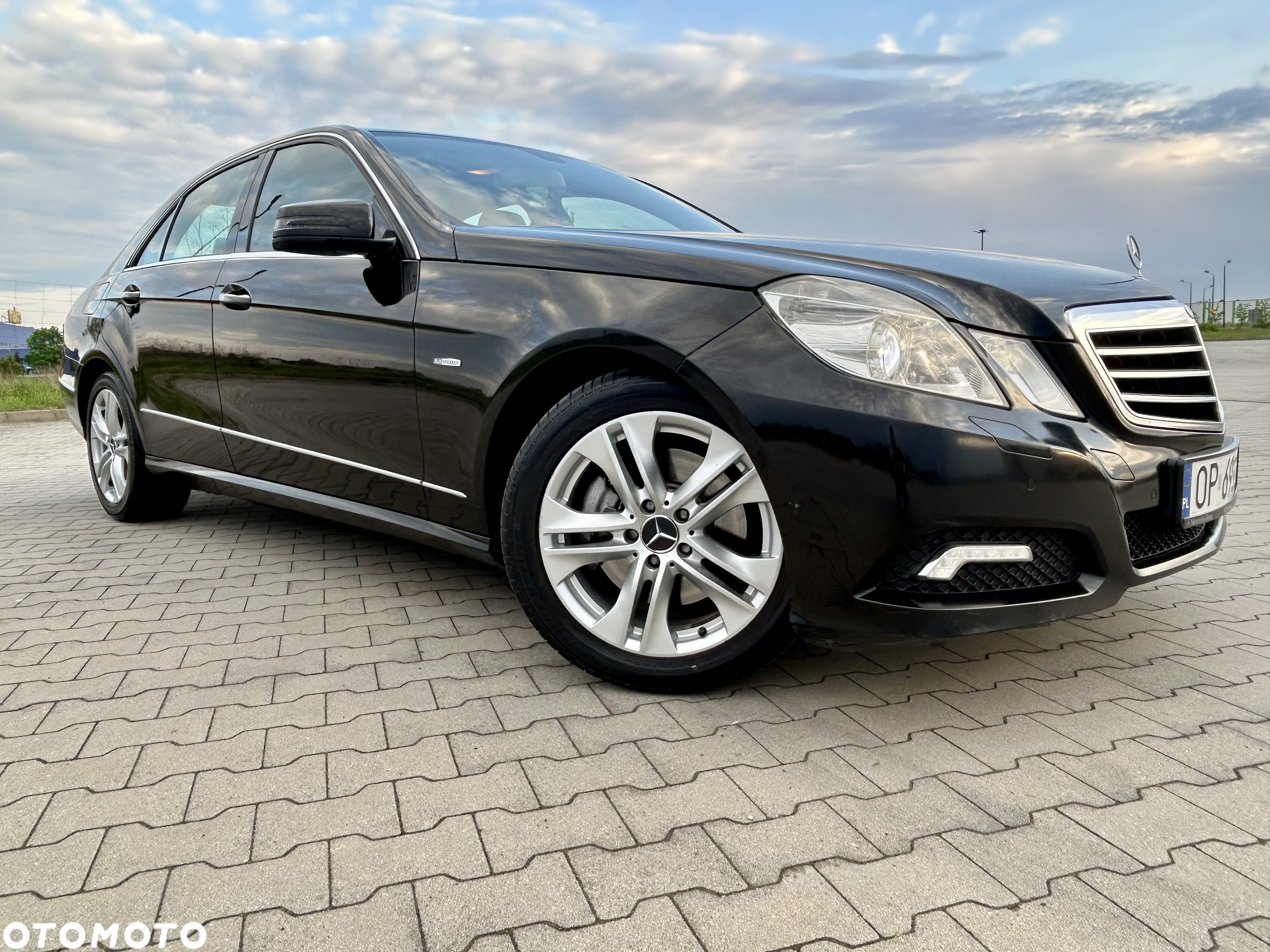 Mercedes-Benz Klasa E 350 CDI BlueEff Avantgarde - 20