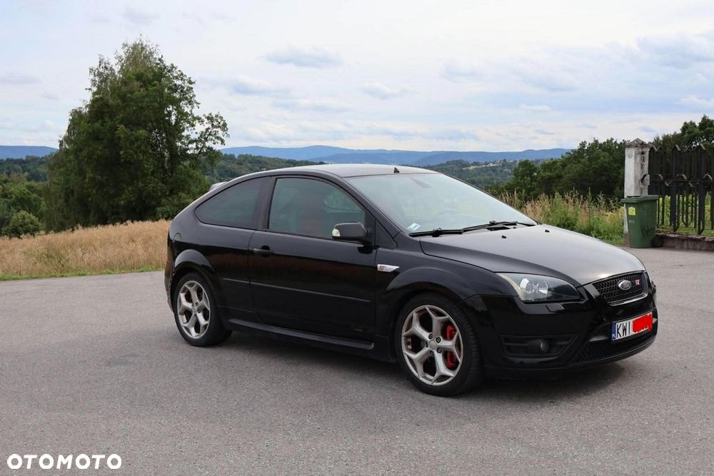 Ford Focus ST - 11