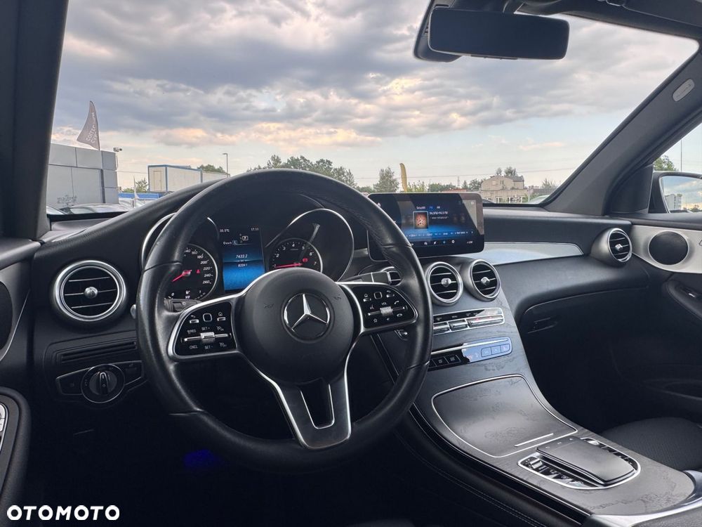 Mercedes-Benz GLC 300 4Matic 9G-TRONIC - 12