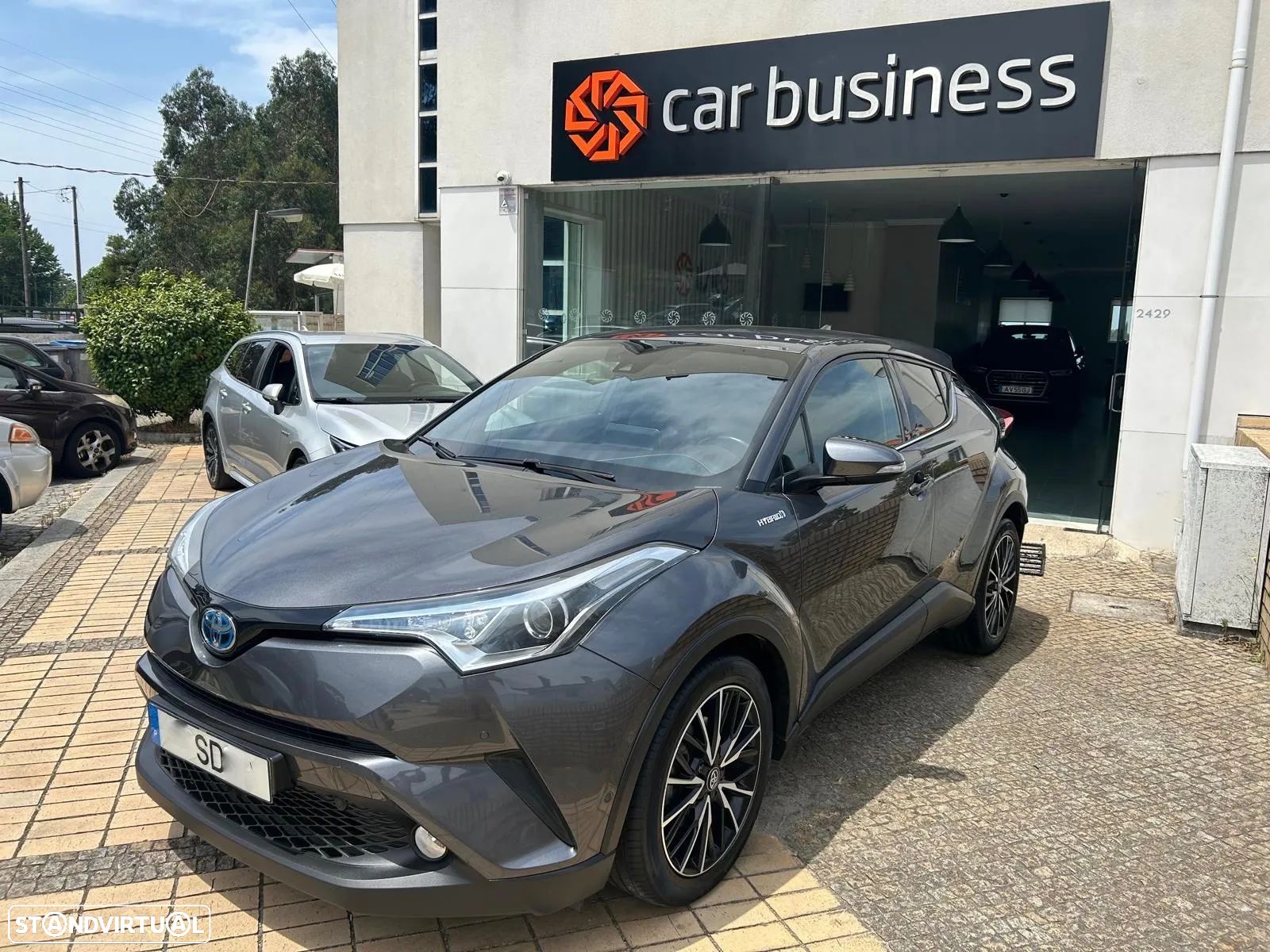 Toyota C-HR 1.8 HSD Exclusive+P.Luxury - 1