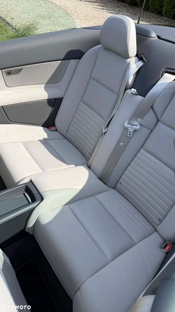 Volvo C70 2.4i Momentum - 16