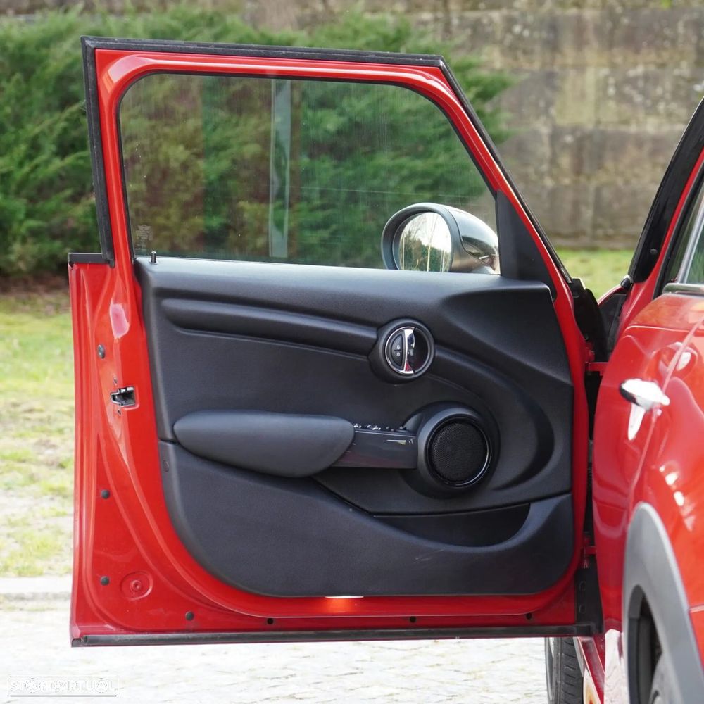 MINI 5 Portas One D - 32