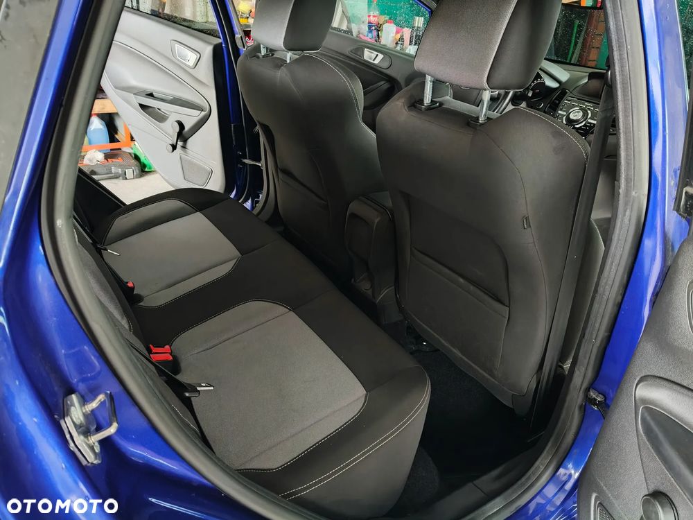 Ford Fiesta 1.6 EcoBoost ST - 12