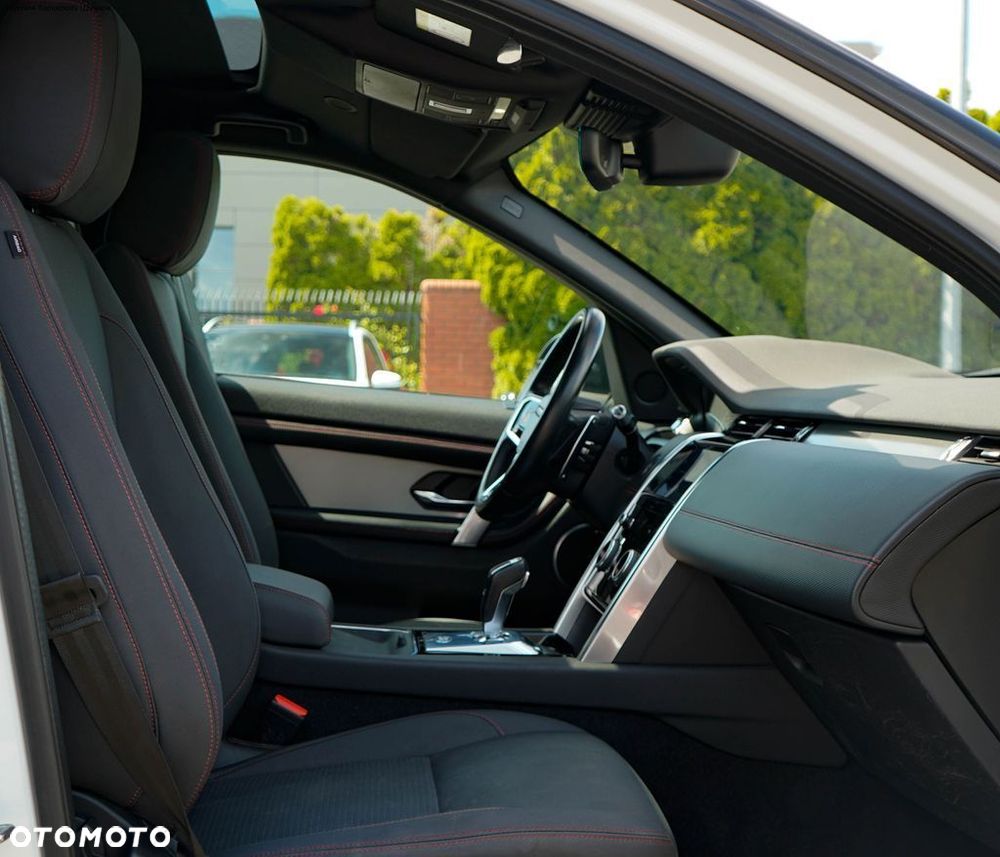 Land Rover Discovery Sport - 38