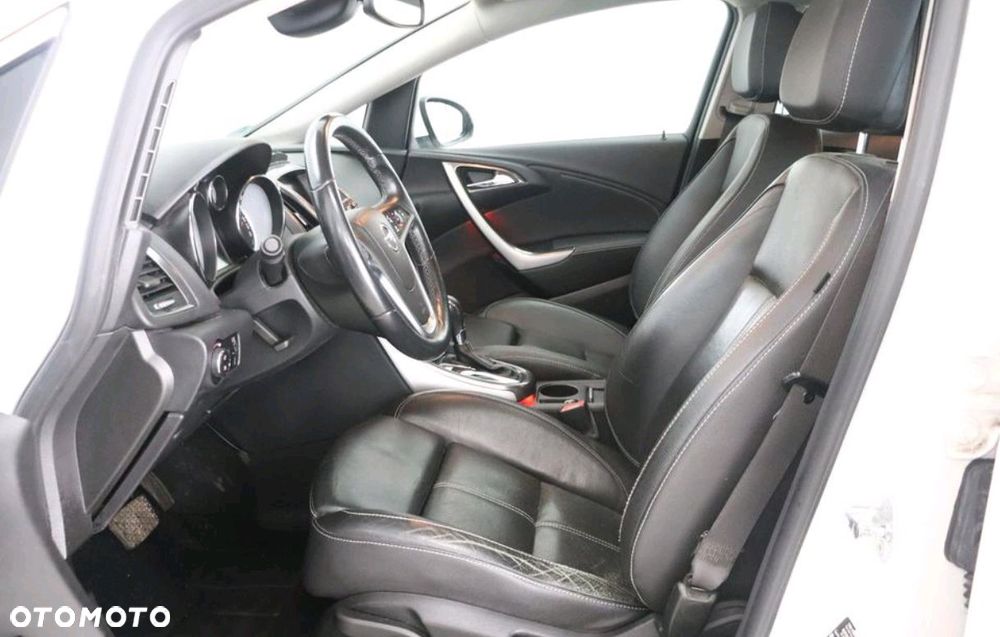 Opel Astra - 11