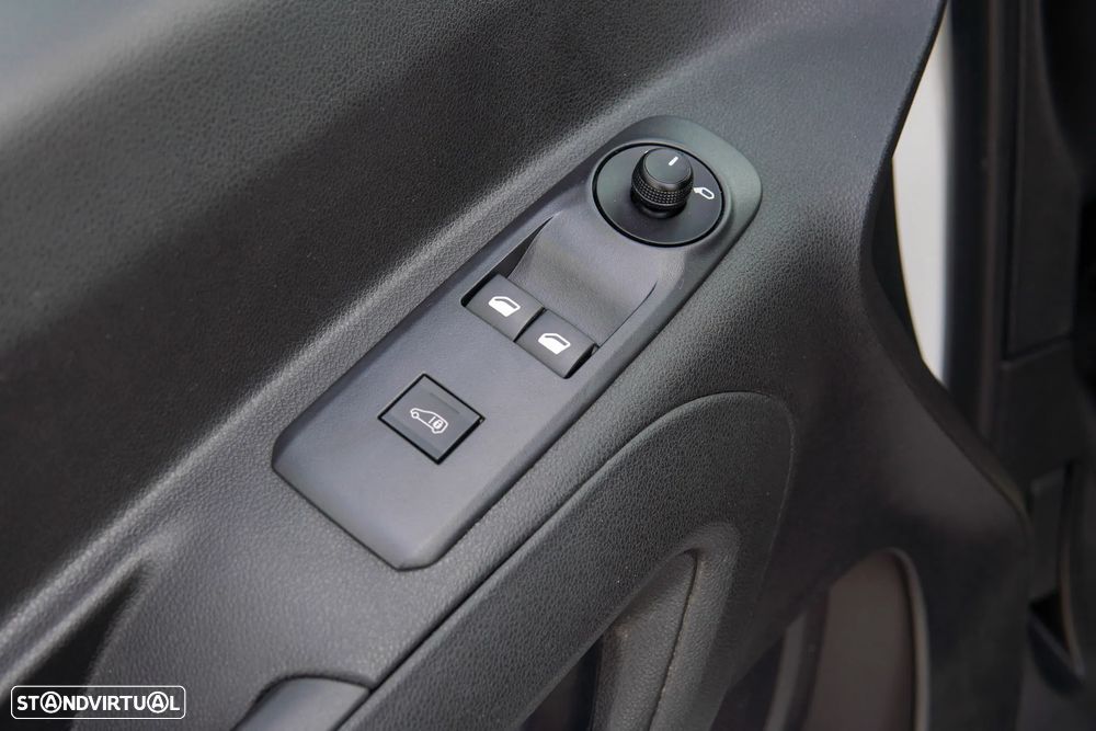 Peugeot Partner - 11