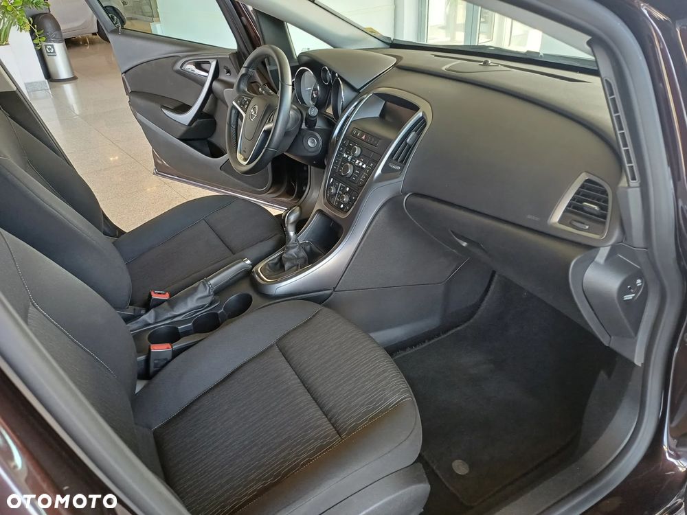 Opel Astra 1.6 CDTI Enjoy - 13